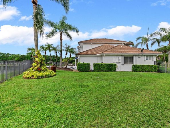 3249 Muirfield, Weston FL 33332