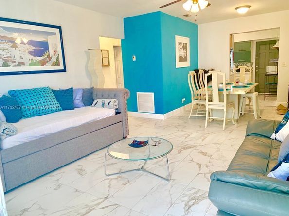 2 NE 45th St, Miami FL 33137