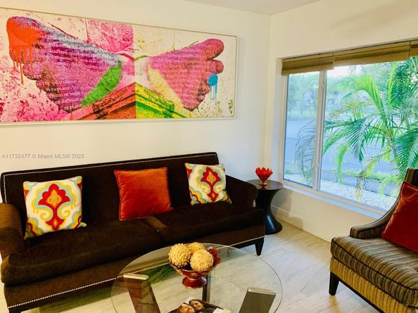 2 NE 45th St, Miami FL 33137