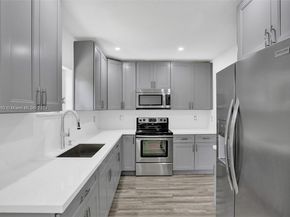 236 NW 42nd St, Miami FL 33127