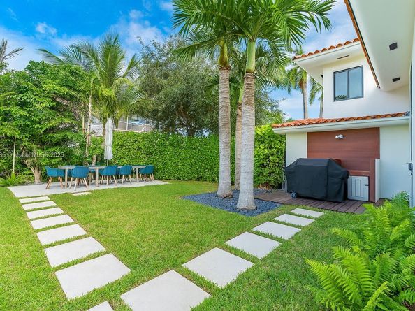12905 Cherry Rd, North Miami FL 33181