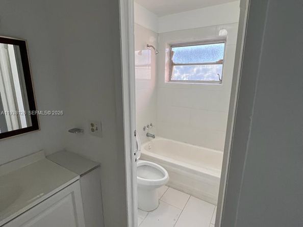 20520 NW 15th Ave 221, Miami Gardens FL 33169