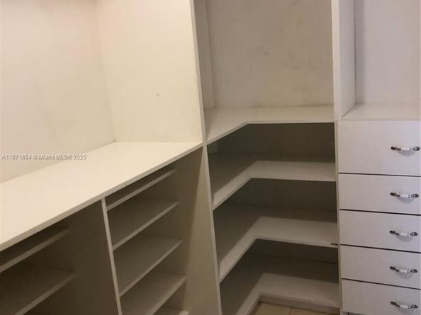 8100 Byron Ave 509, Miami Beach FL 33141