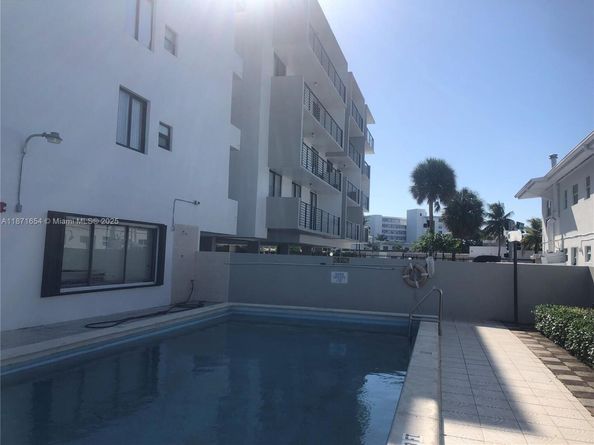 8100 Byron Ave 509, Miami Beach FL 33141