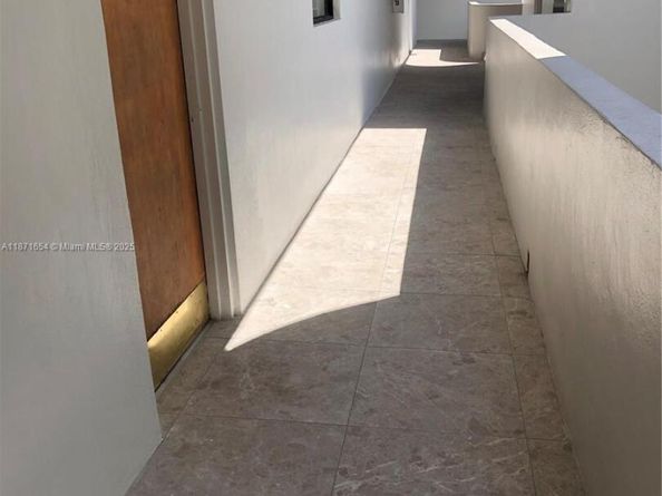 8100 Byron Ave 509, Miami Beach FL 33141