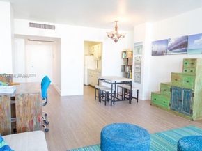 100 Lincoln Rd 922, Miami Beach FL 33139