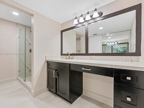 6563 Racquet Club Dr 124, Lauderhill FL 33319