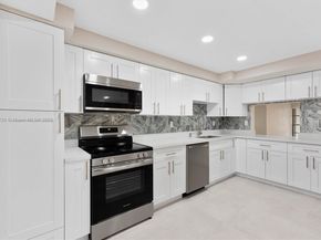 6563 Racquet Club Dr 124, Lauderhill FL 33319