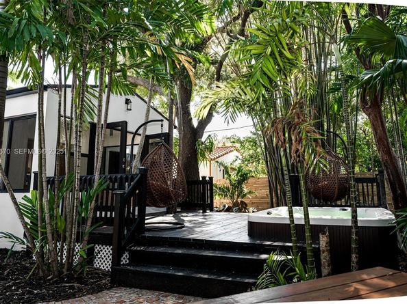 751 NE 80th St, Miami FL 33138