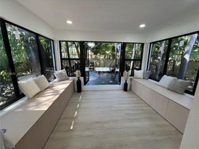 751 NE 80th St, Miami FL 33138