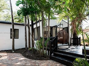 751 NE 80th St, Miami FL 33138