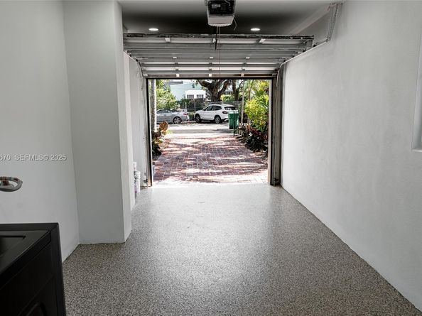 751 NE 80th St, Miami FL 33138