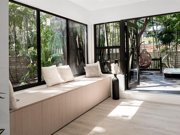 751 NE 80th St, Miami FL 33138