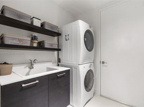 3250 NE 188th St LPH02, Aventura FL 33180
