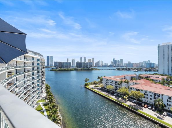 3250 NE 188th St LPH02, Aventura FL 33180