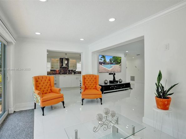 8438 NW 26th Dr, Coral Springs FL 33065