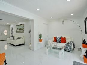 8438 NW 26th Dr, Coral Springs FL 33065