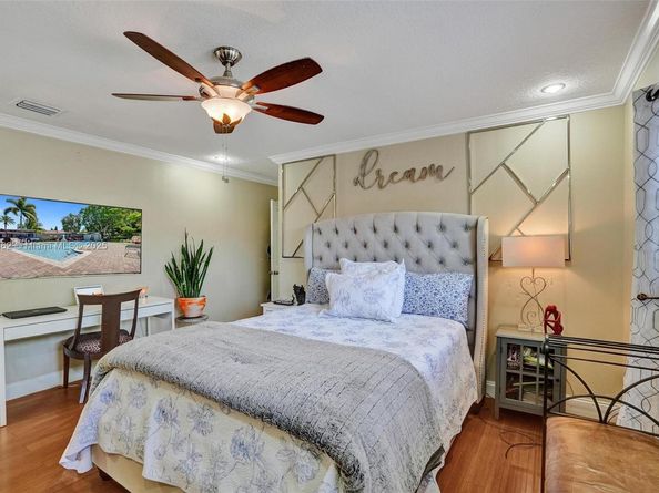 8438 NW 26th Dr, Coral Springs FL 33065