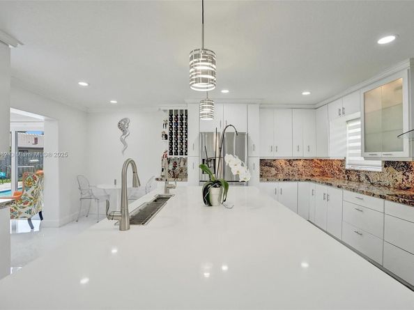 8438 NW 26th Dr, Coral Springs FL 33065