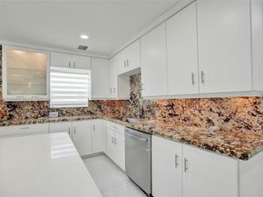 8438 NW 26th Dr, Coral Springs FL 33065