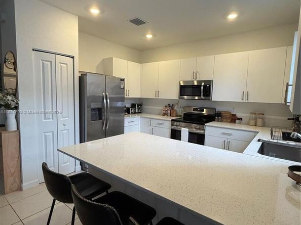 11855 NW 46th St, Coral Springs FL 33076