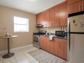 4061 N Dixie Hwy 29, Oakland Park FL 33334