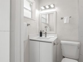 1430 N 65th Ave, Hollywood FL 33024