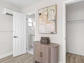 1430 N 65th Ave, Hollywood FL 33024