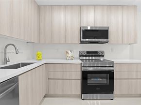 1430 N 65th Ave, Hollywood FL 33024