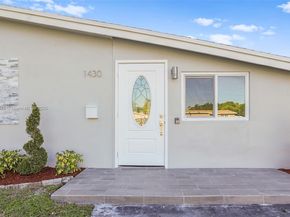 1430 N 65th Ave, Hollywood FL 33024