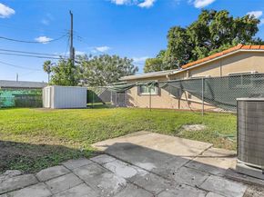 1430 N 65th Ave, Hollywood FL 33024