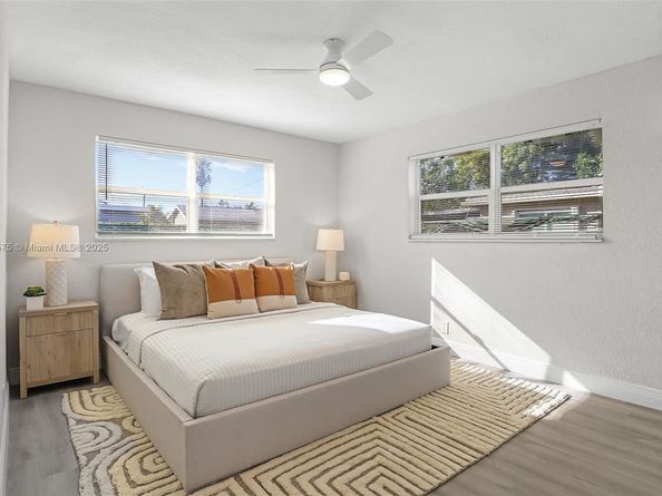 1430 N 65th Ave, Hollywood FL 33024