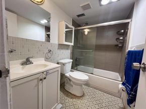 2200 E Hallandale Beach Blvd 603, Hallandale Beach FL 33009