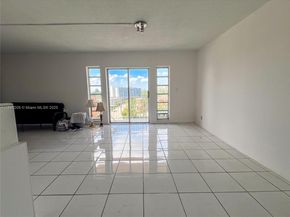 2200 E Hallandale Beach Blvd 603, Hallandale Beach FL 33009