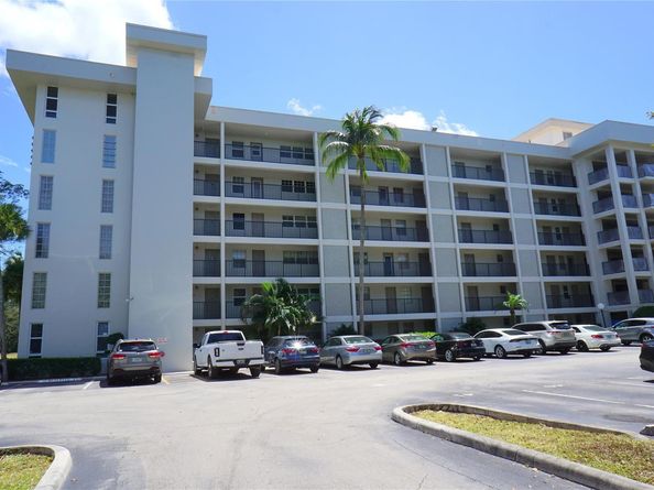 2600 S COURSE Drive 410, Pompano Beach FL 33069