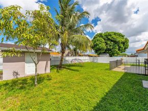 10121 SW 4th St, Miami FL 33174