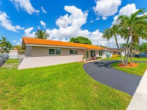 10121 SW 4th St, Miami FL 33174