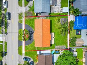 10121 SW 4th St, Miami FL 33174
