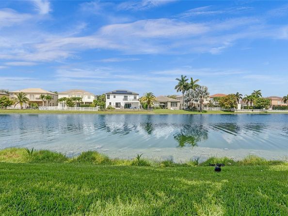4946 SW 166th Ave, Miramar FL 33027