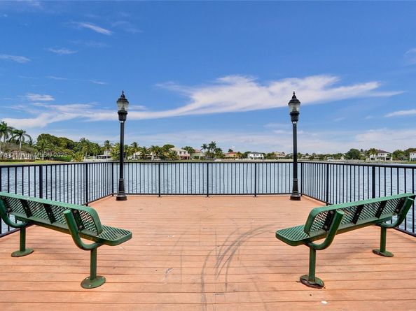 4946 SW 166th Ave, Miramar FL 33027