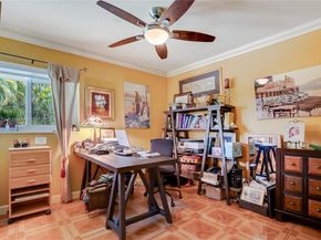 610 Lake Dasha Cir, Plantation FL 33324