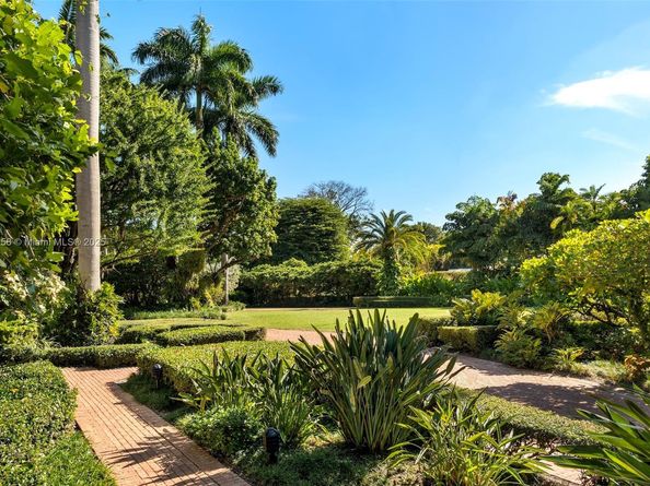 4197 S Douglas Rd, Miami FL 33133