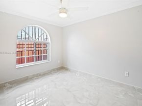 3203 W 70th Ter, Hialeah FL 33018