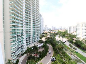 20185 E Country Club Dr 1105, Aventura FL 33180