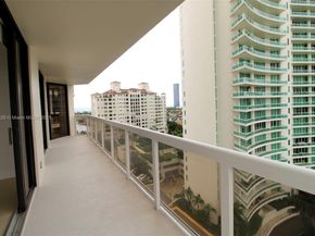 20185 E Country Club Dr 1105, Aventura FL 33180