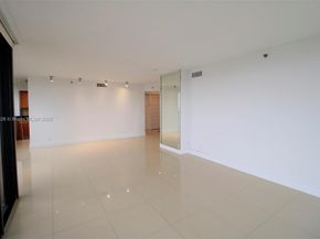 20185 E Country Club Dr 1105, Aventura FL 33180