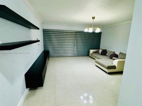 6812 Brookline Dr 6812, Hialeah FL 33015