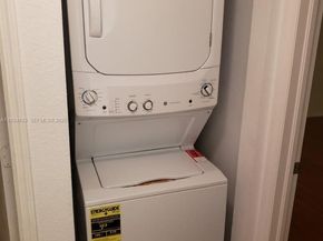 36 NW 6th Ave 906, Miami FL 33128