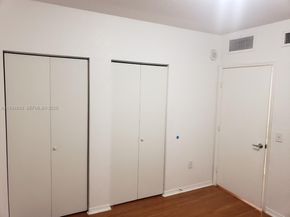 36 NW 6th Ave 906, Miami FL 33128