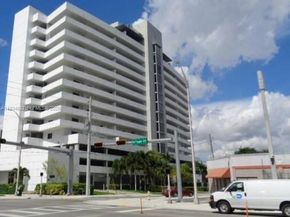 36 NW 6th Ave 906, Miami FL 33128